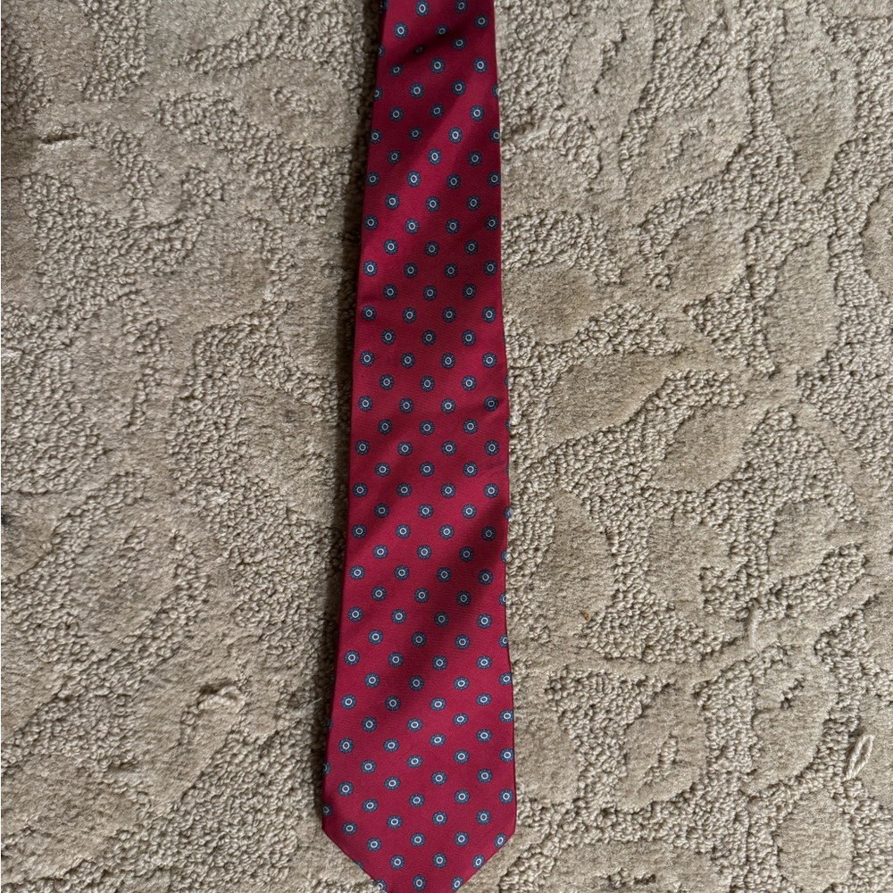 Vintage Oscar de la Renta Elegant Red Patterned Tie